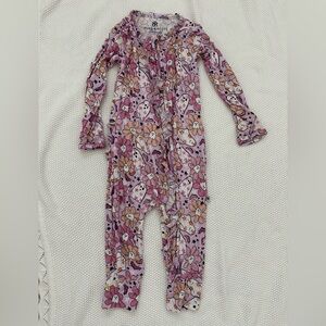 Bums and Roses Ruffle Pajamas 12-18M